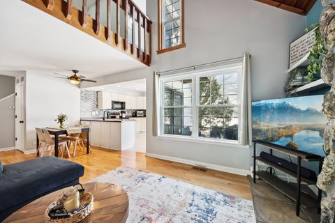 Tiny photo for 758 Chandler Road, Gurnee, IL 60031 (MLS # 12553890)