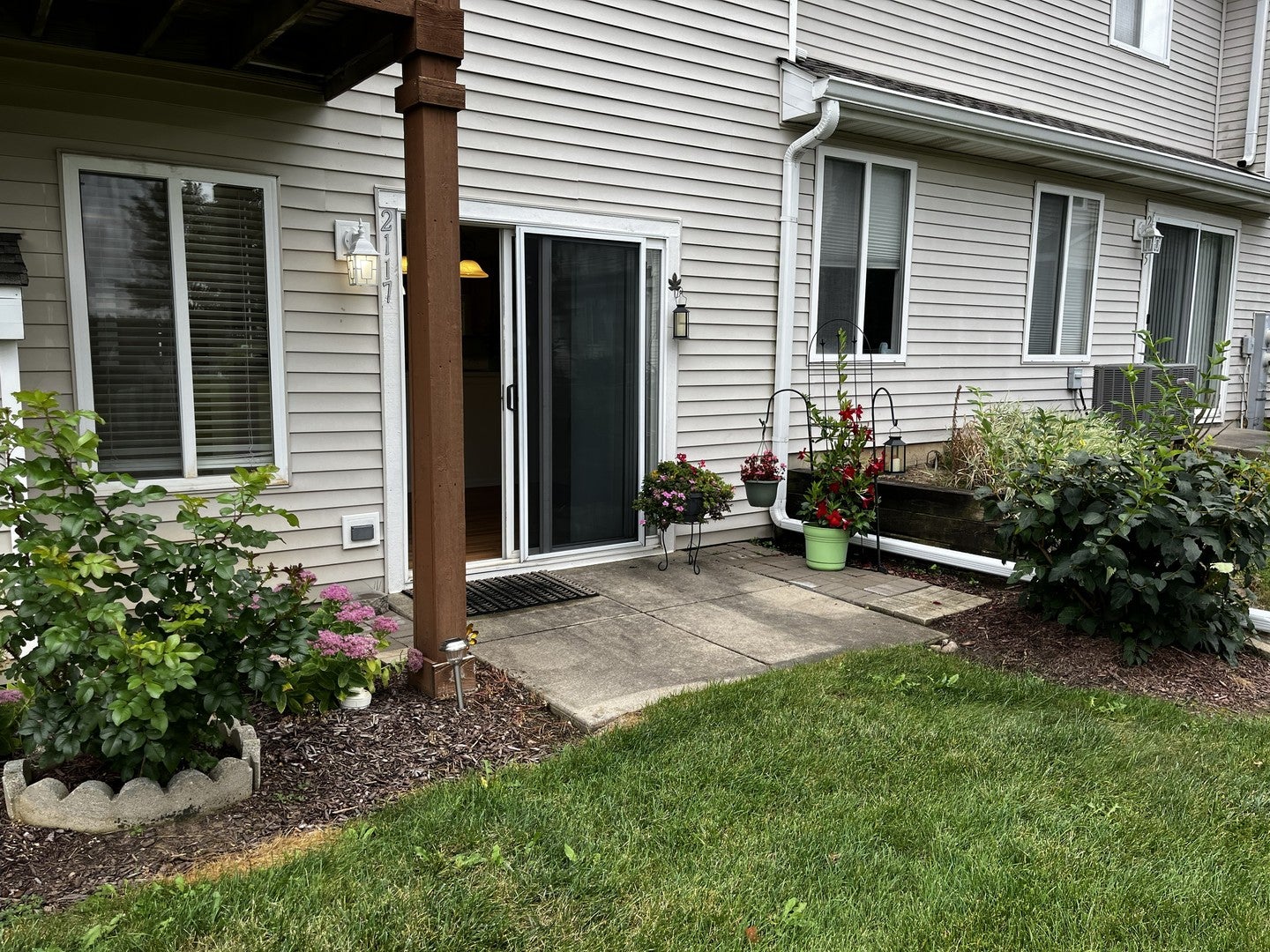 2117 Orchard Lane 2117