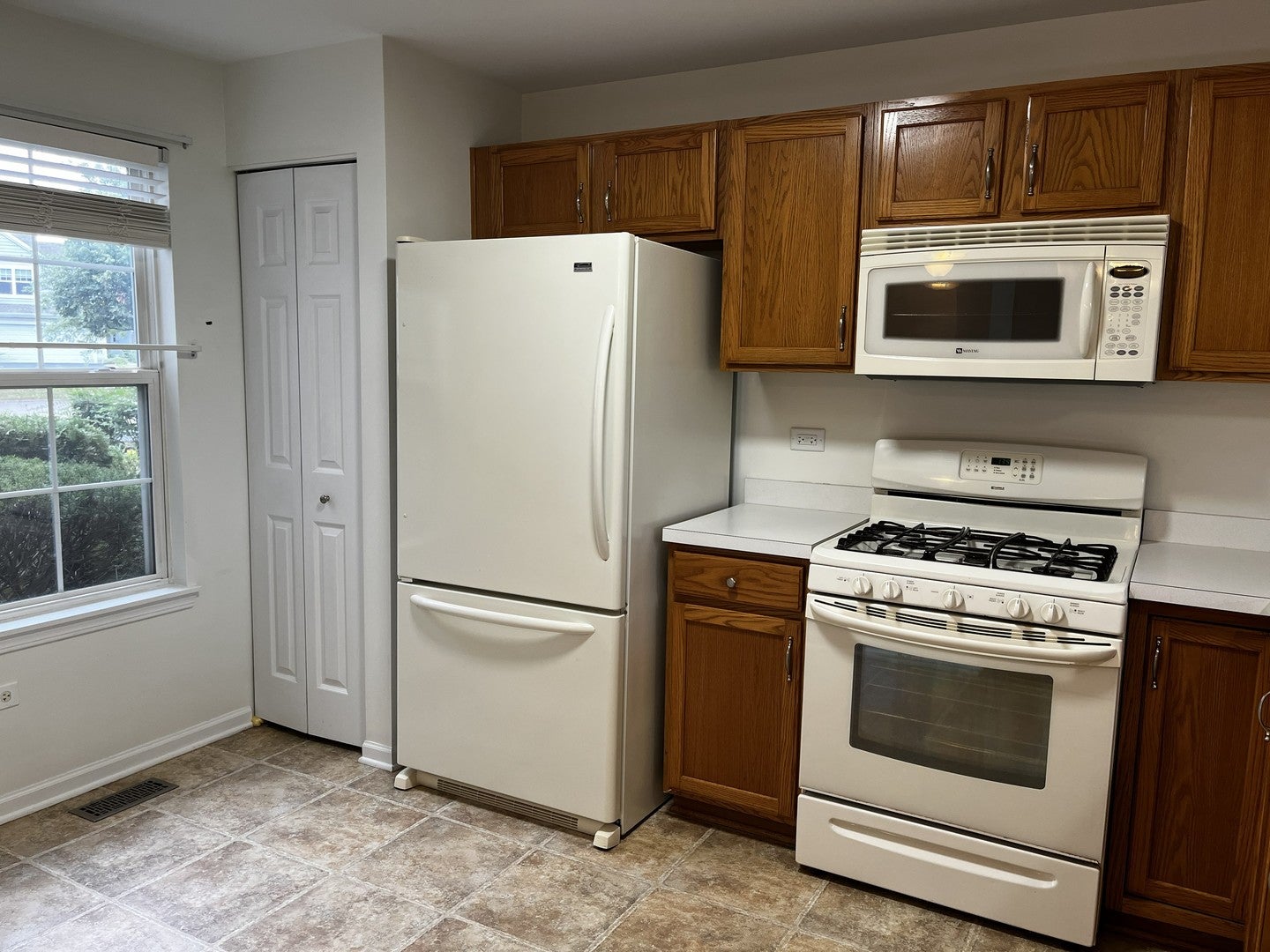 2117 Orchard Lane 2117