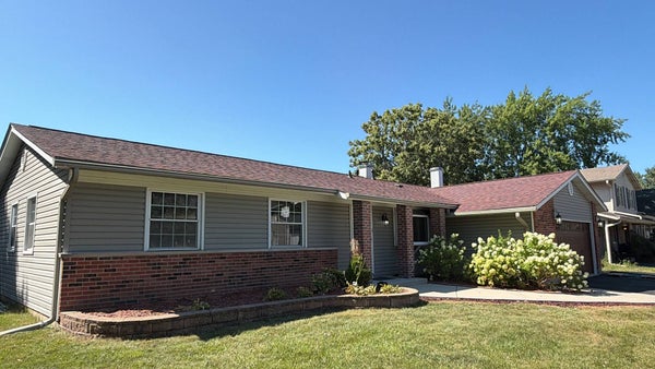 427 JUSTINE AVE, BOLINGBROOK, IL 60440 - Image f4d1d4bf8d36a6b41d5822d9deb6032b/3040553924
