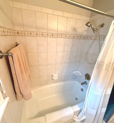 Tiny photo for 127 E Traube Avenue, Westmont, IL 60559 (MLS # 12707766)