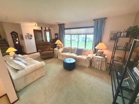 Tiny photo for 127 E Traube Avenue, Westmont, IL 60559 (MLS # 12707766)