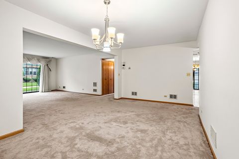 Tiny photo for 11537 Autobahn Drive E #101, Palos Park, IL 60464 (MLS # 12484603)