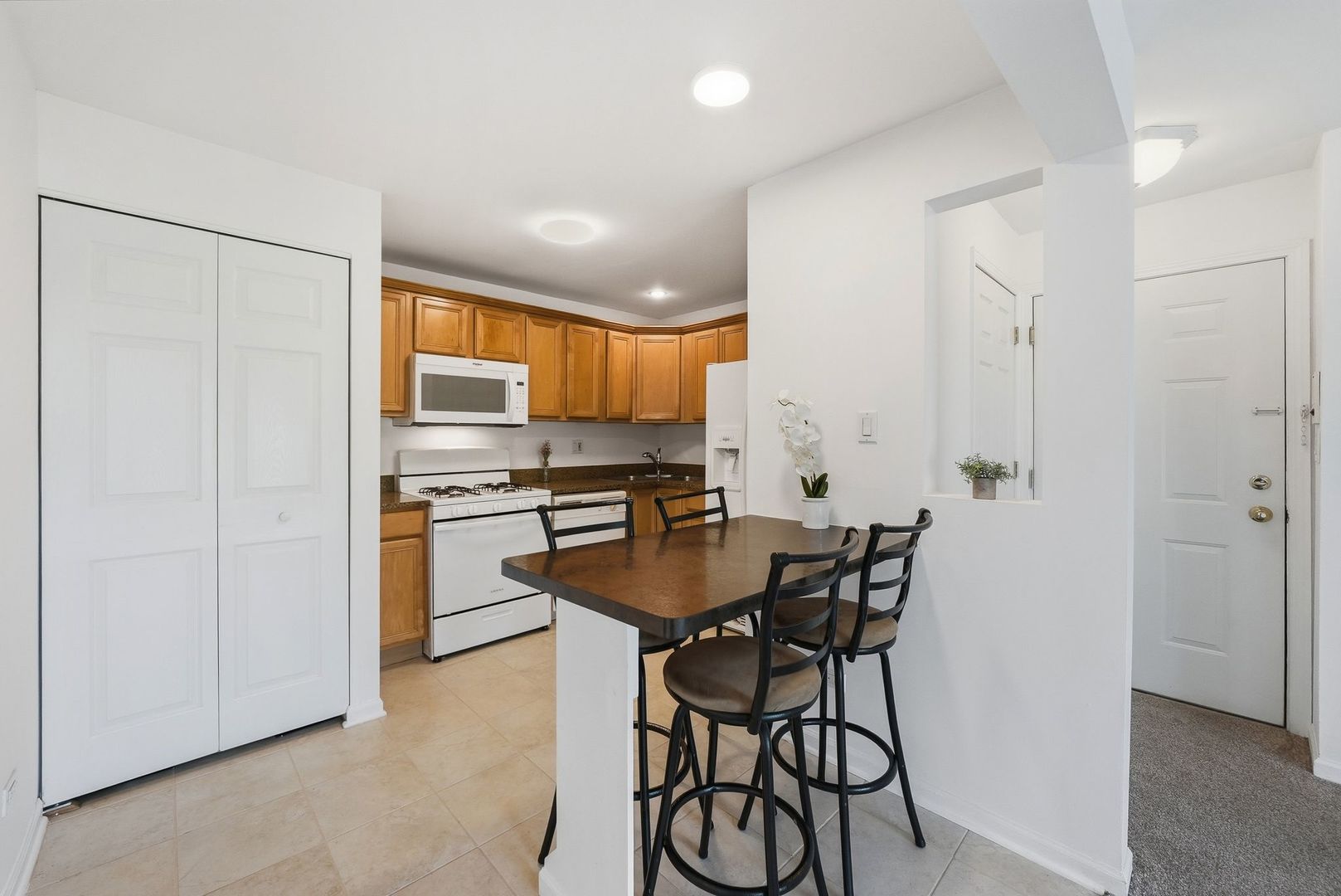 213 E Liberty Street 11