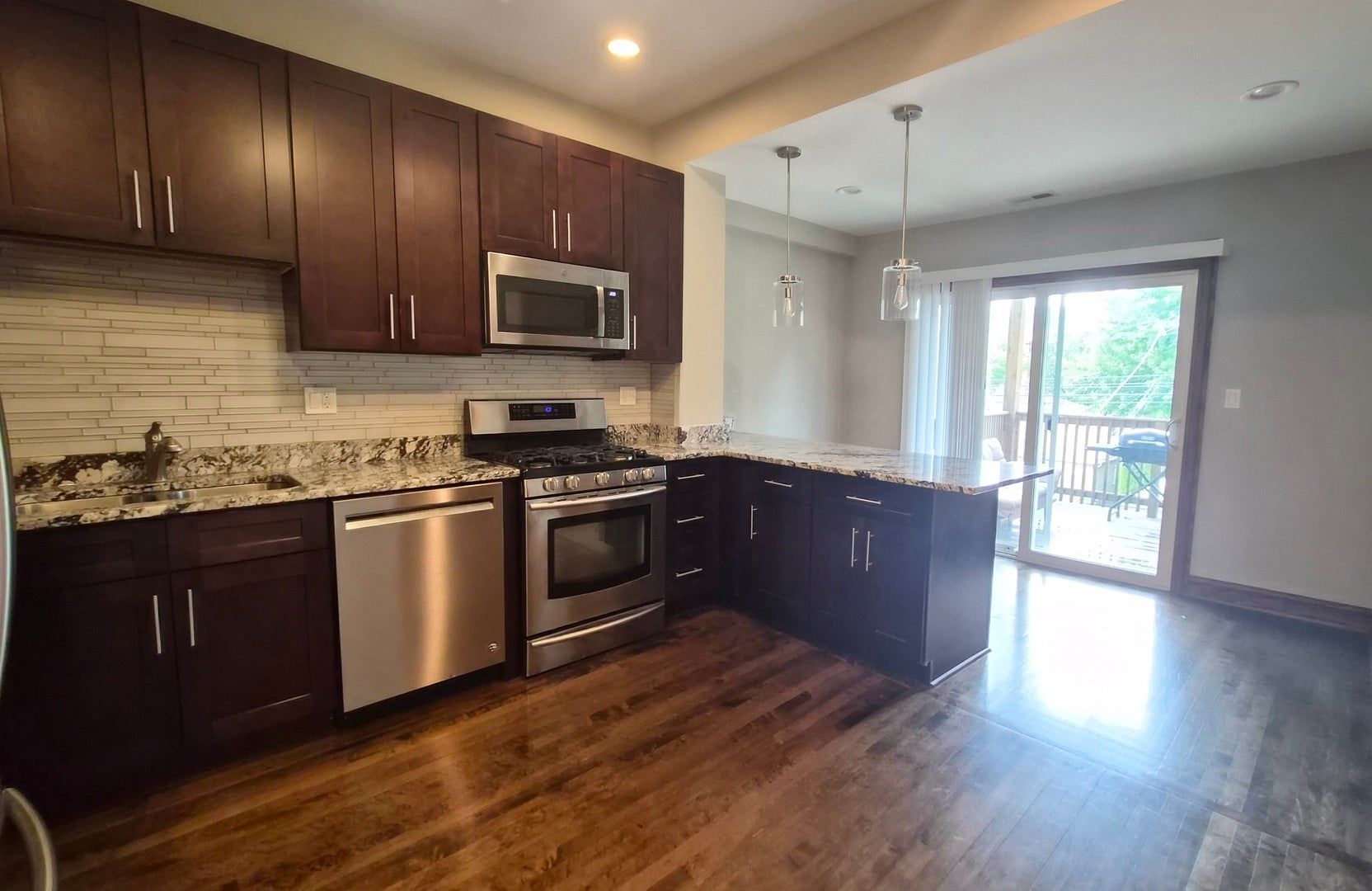 3238 N Hamlin Avenue 2