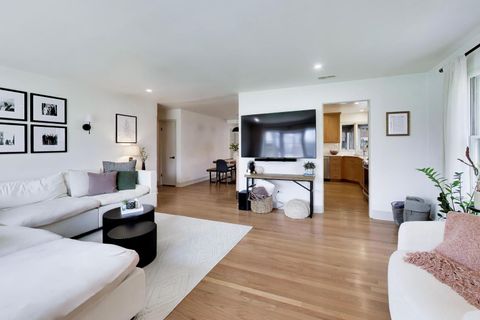 Tiny photo for 456 Lowell Avenue, Glen Ellyn, IL 60137 (MLS # 12610587)