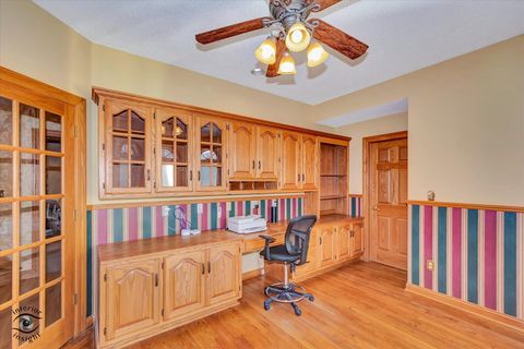 Tiny photo for 2500 Beverly Way, Ottawa, IL 61350 (MLS # 12454753)