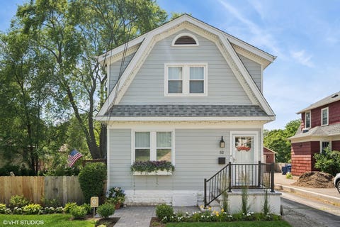 Photo of 52 S Central Avenue, Highwood, IL 60040 (MLS # 12658466)