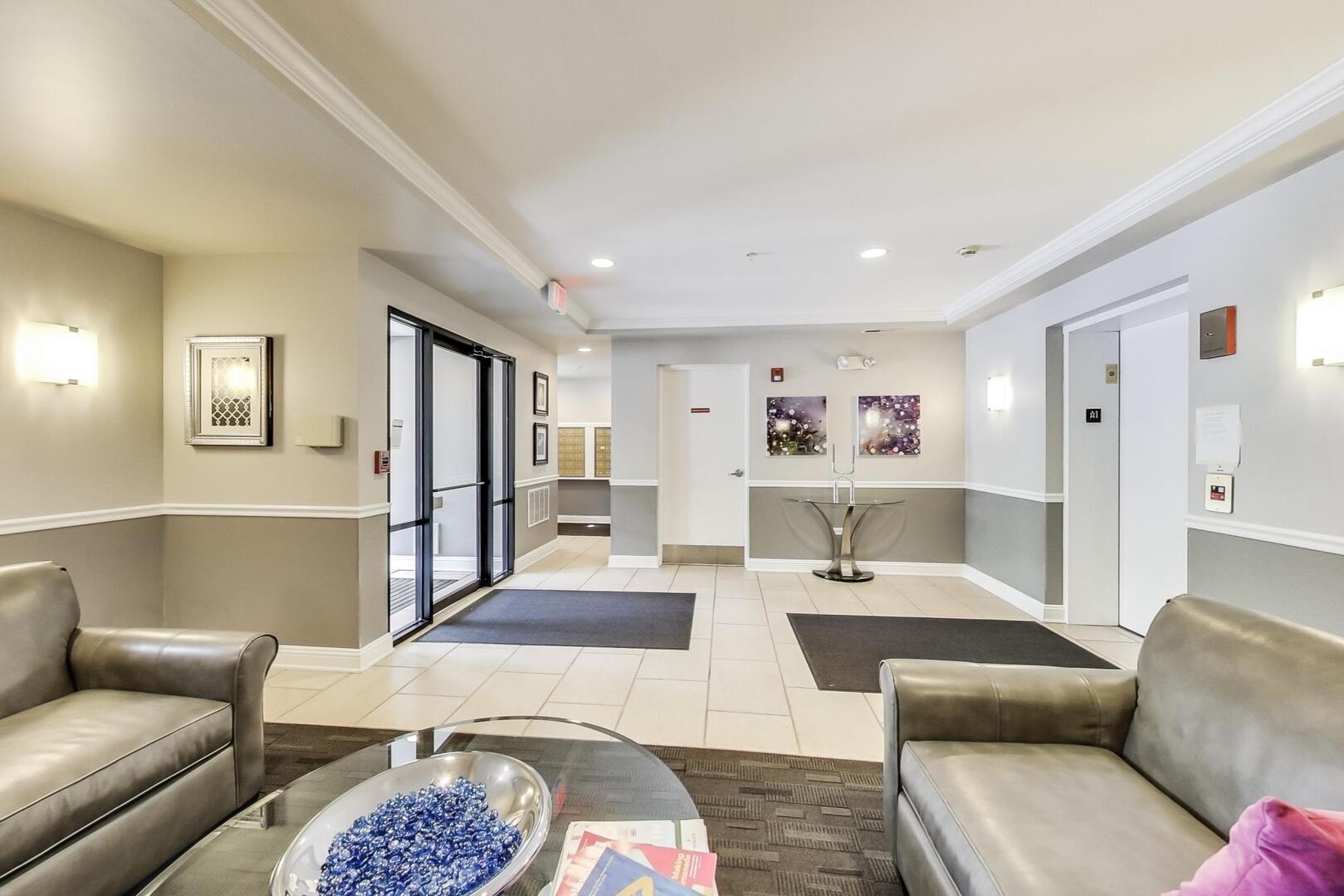 425 Village Green 213