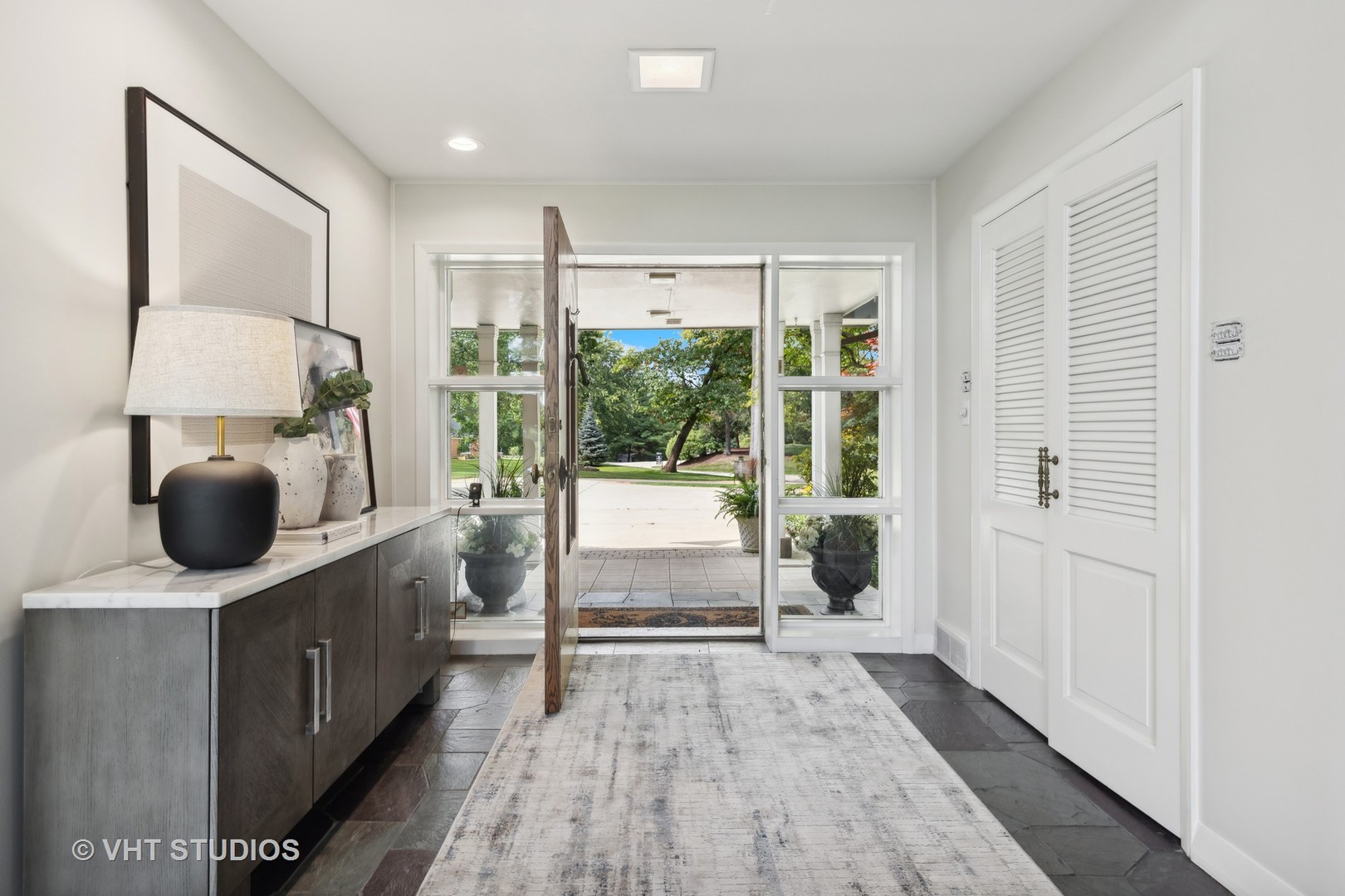 7 Baybrook Court