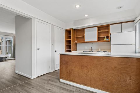 Tiny photo for 1814 Sessions Walk WALK #1814, Hoffman Estates, IL 60169 (MLS # 12675186)