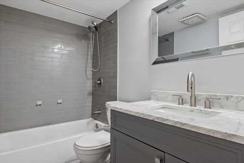 Tiny photo for 1814 Sessions Walk WALK #1814, Hoffman Estates, IL 60169 (MLS # 12675186)