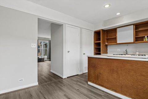Tiny photo for 1814 Sessions Walk WALK #1814, Hoffman Estates, IL 60169 (MLS # 12675186)