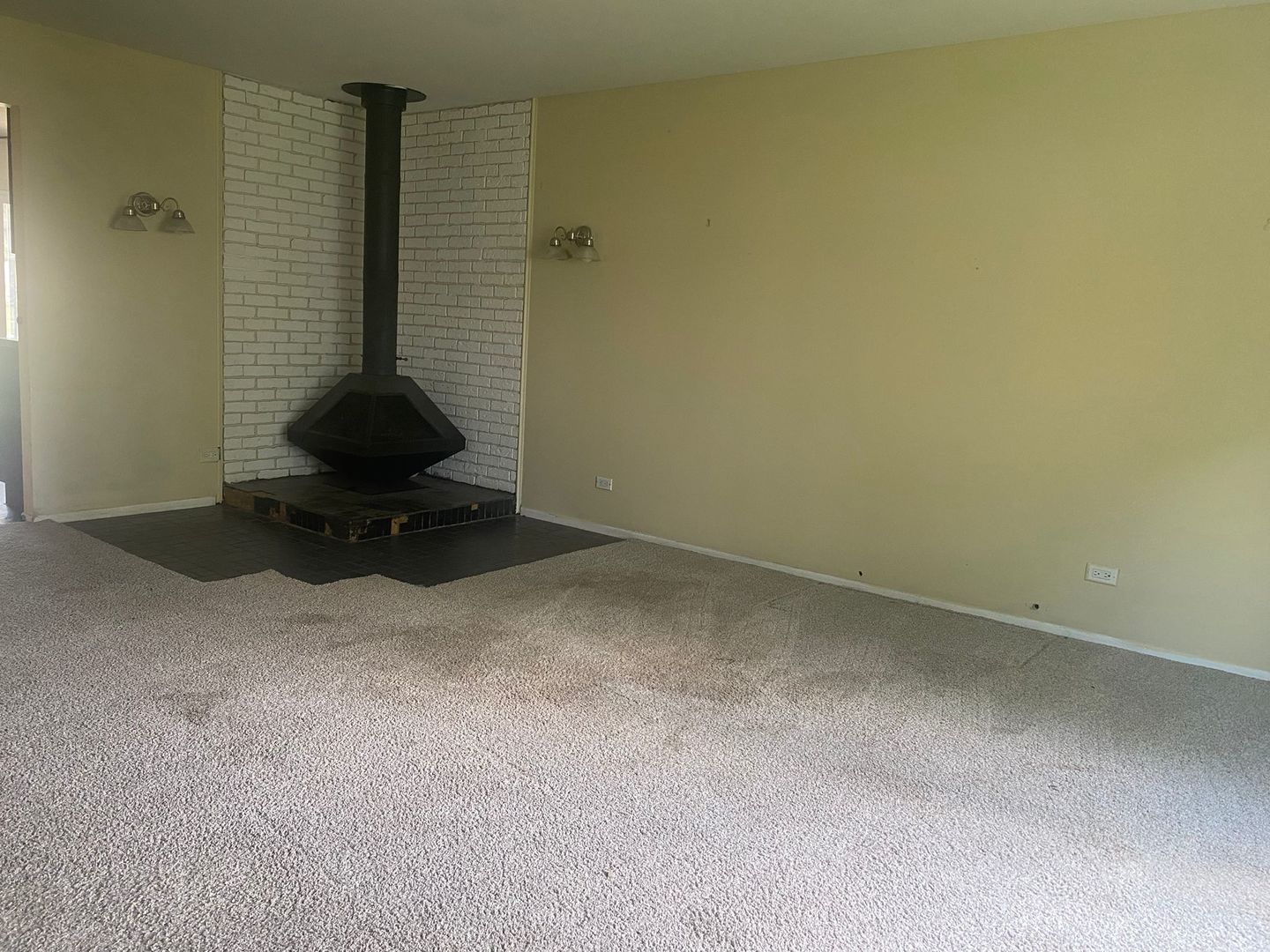 7873 Asbury Circle