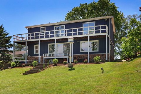 Tiny photo for 11835 218th Avenue, Bristol, WI 53104 (MLS # 12689359)