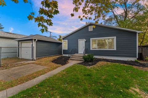 Photo of 18241 Ridgewood Avenue, Lansing, IL 60438 (MLS # 12588243)