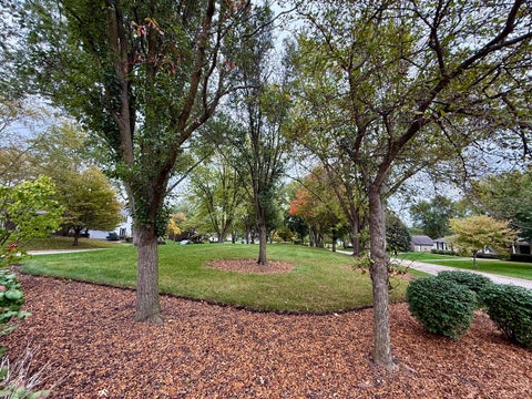 Tiny photo for 983 Bosworthfield Road, Barrington, IL 60010 (MLS # 12783399)