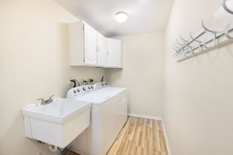 Tiny photo for 983 Bosworthfield Road, Barrington, IL 60010 (MLS # 12783399)