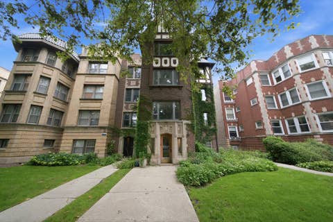 Tiny photo for 1354 W Greenleaf Avenue #1B, Chicago, IL 60626 (MLS # 12734648)