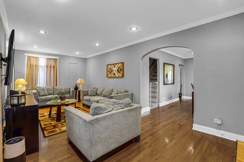 Tiny photo for 11924 LONGWOOD Drive, Blue Island, IL 60406 (MLS # 12700339)