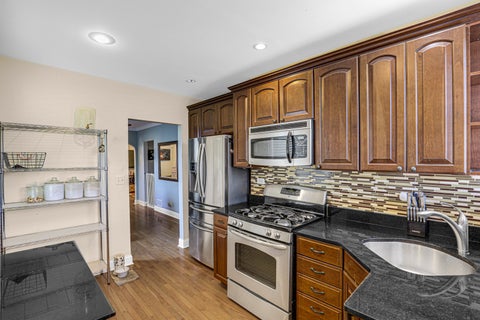 Tiny photo for 11924 LONGWOOD Drive, Blue Island, IL 60406 (MLS # 12700339)