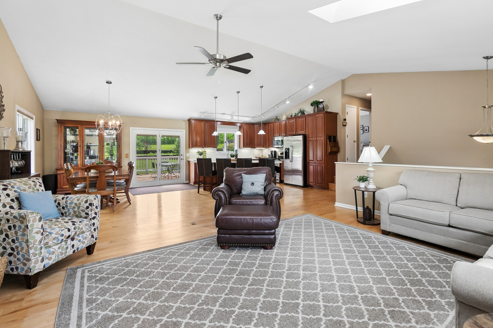 805 Amber Lane