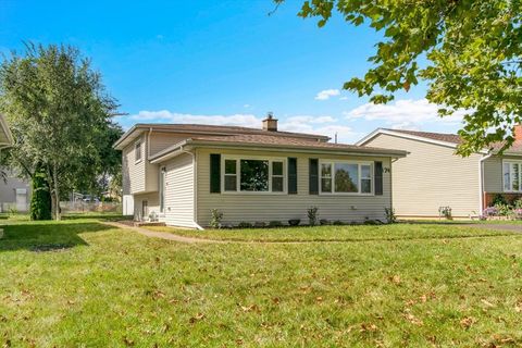 Tiny photo for 174 Ash Avenue, Wood Dale, IL 60191 (MLS # 12493272)