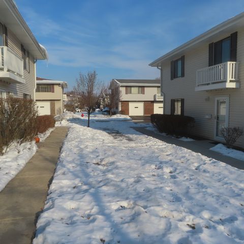Tiny photo for 1305 Wakeby Lane #1305, Schaumburg, IL 60193 (MLS # 12533335)