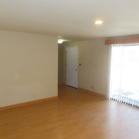 Tiny photo for 1305 Wakeby Lane #1305, Schaumburg, IL 60193 (MLS # 12533335)