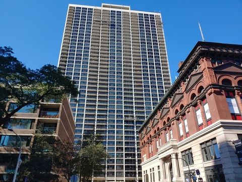 1560 N SANDBURG Terrace 2510 Chicago IL 60610