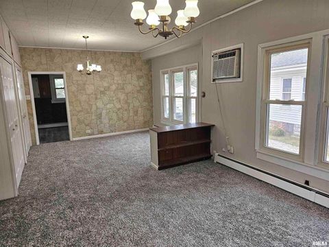 Tiny photo for 611 E Meridian Street, Marion, IL 62959 (MLS # QC4267564)