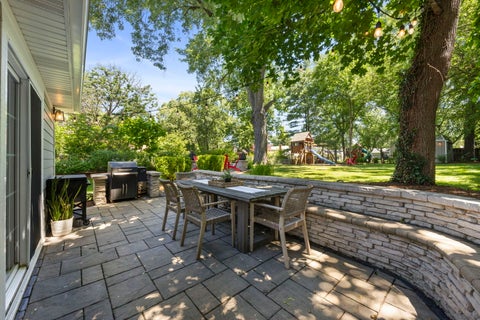 Tiny photo for 645 Hill Avenue, Glen Ellyn, IL 60137 (MLS # 12754464)