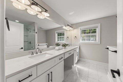 Tiny photo for 645 Hill Avenue, Glen Ellyn, IL 60137 (MLS # 12754464)