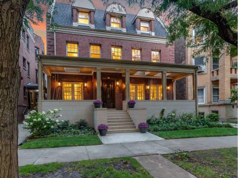 Photo of 5421 S HYDE PARK Boulevard, Chicago, IL 60615 (MLS # 12726797)