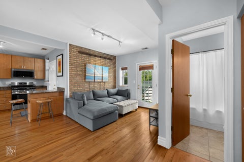 Tiny photo for 2546 W George Street #3, Chicago, IL 60618 (MLS # 12772427)