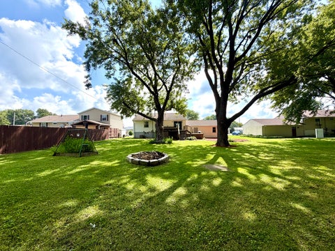 Tiny photo for 403 S Postlewaite Street, Alexis, IL 61412 (MLS # 12722721)