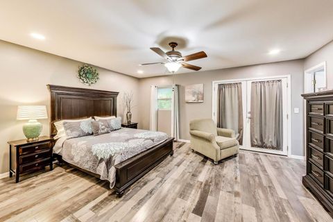 Tiny photo for 32362 N PINE Avenue, Grayslake, IL 60030 (MLS # 12498457)