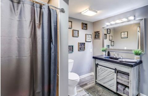 Tiny photo for 32362 N PINE Avenue, Grayslake, IL 60030 (MLS # 12498457)