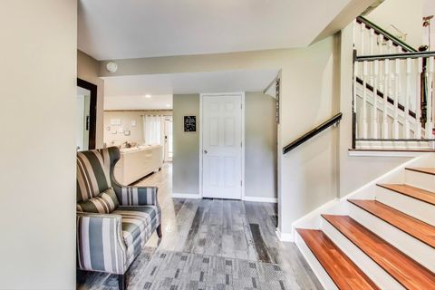 Tiny photo for 32362 N PINE Avenue, Grayslake, IL 60030 (MLS # 12498457)