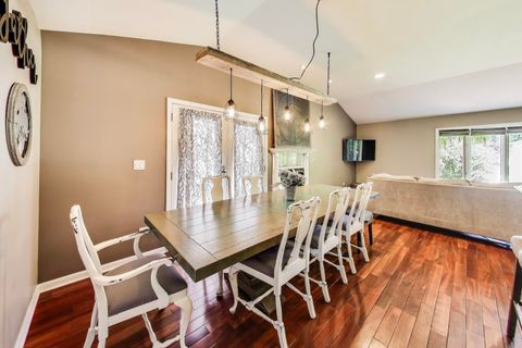 Tiny photo for 32362 N PINE Avenue, Grayslake, IL 60030 (MLS # 12498457)