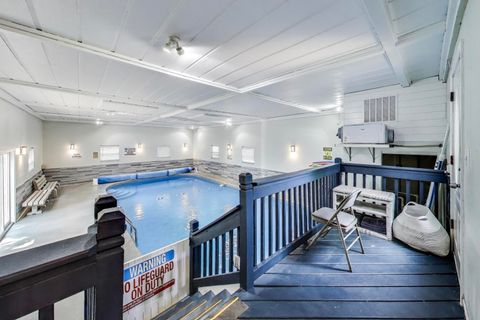 Tiny photo for 32362 N PINE Avenue, Grayslake, IL 60030 (MLS # 12498457)