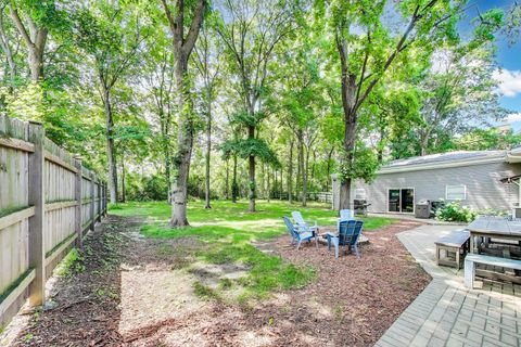 Tiny photo for 32362 N PINE Avenue, Grayslake, IL 60030 (MLS # 12498457)