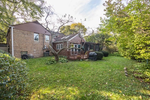 Tiny photo for 9423 Lincolnwood Drive, Evanston, IL 60203 (MLS # 12777373)