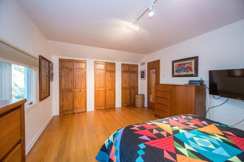 Tiny photo for 9423 Lincolnwood Drive, Evanston, IL 60203 (MLS # 12777373)