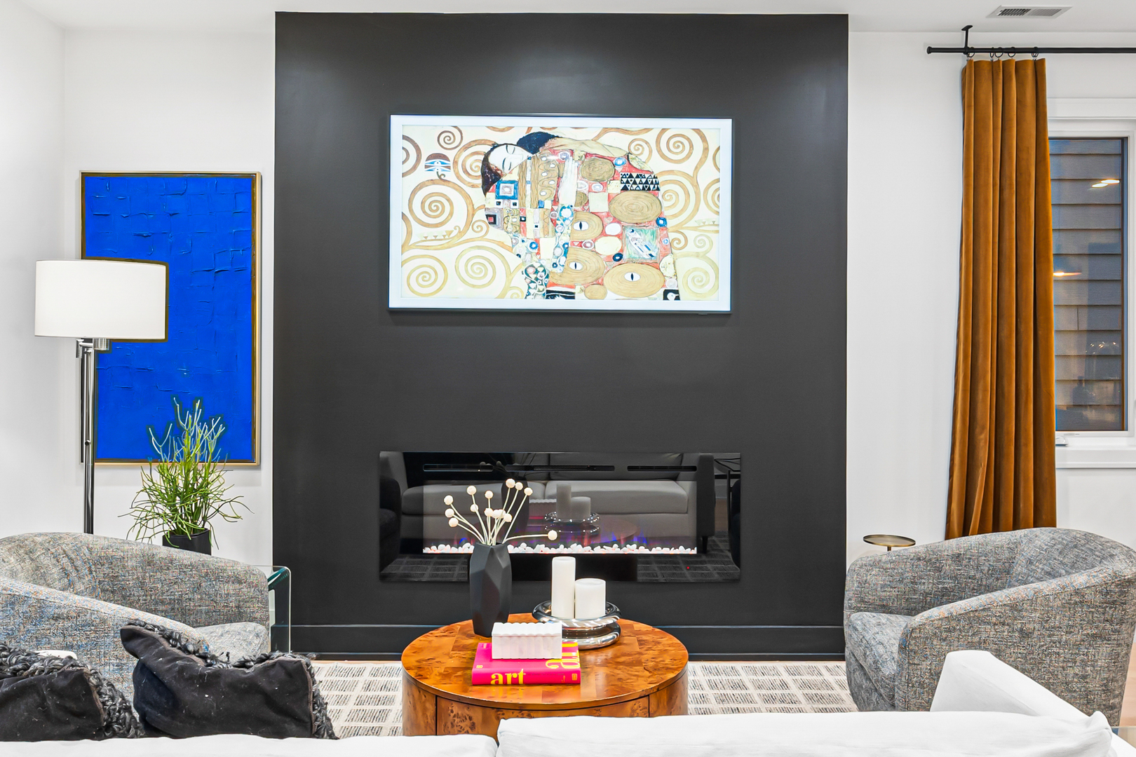 1738 W 17th Street 3