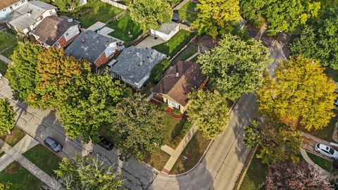 Tiny photo for 201 N Stewart Avenue, Lombard, IL 60148 (MLS # 12494970)