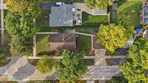 Tiny photo for 201 N Stewart Avenue, Lombard, IL 60148 (MLS # 12494970)