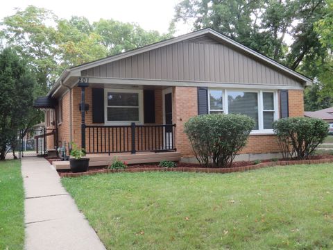 Tiny photo for 201 N Stewart Avenue, Lombard, IL 60148 (MLS # 12494970)
