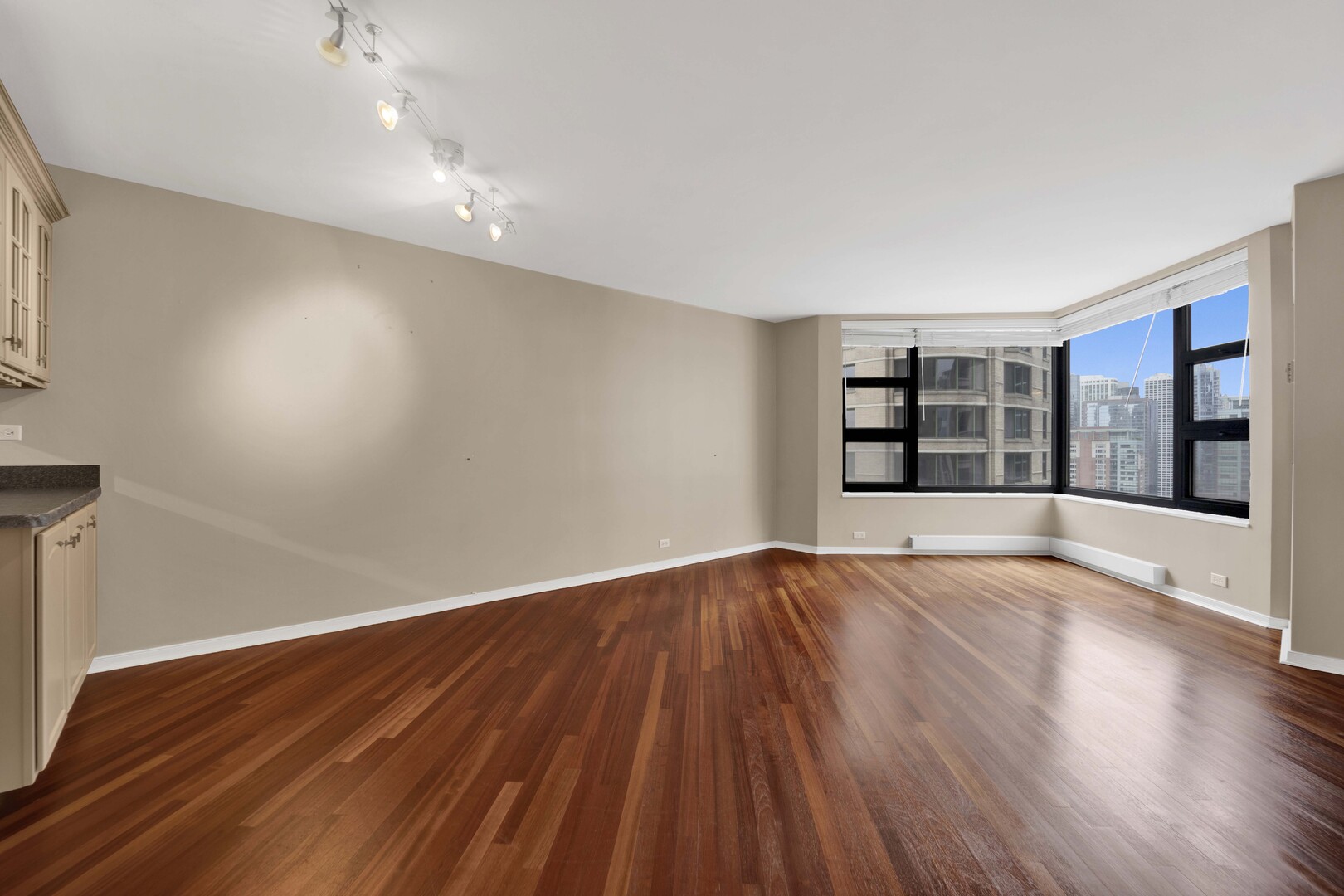 401 E Ontario Street 3004