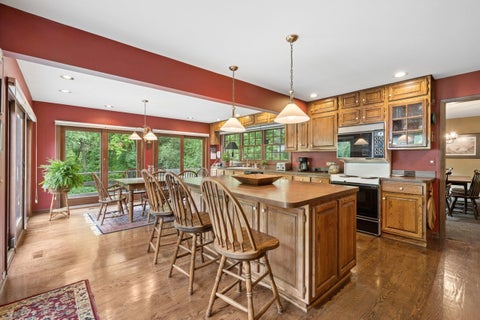 Tiny photo for 25860 W Timberlake Road, Barrington, IL 60010 (MLS # 12661948)